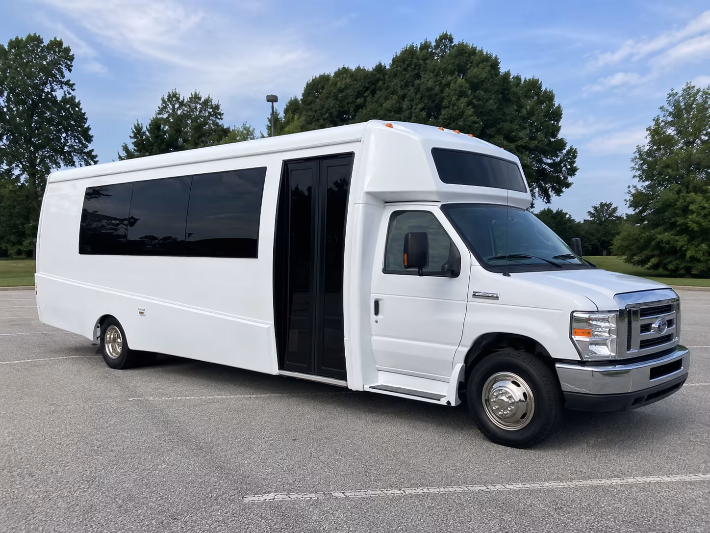 modesto 18 passenger party bus