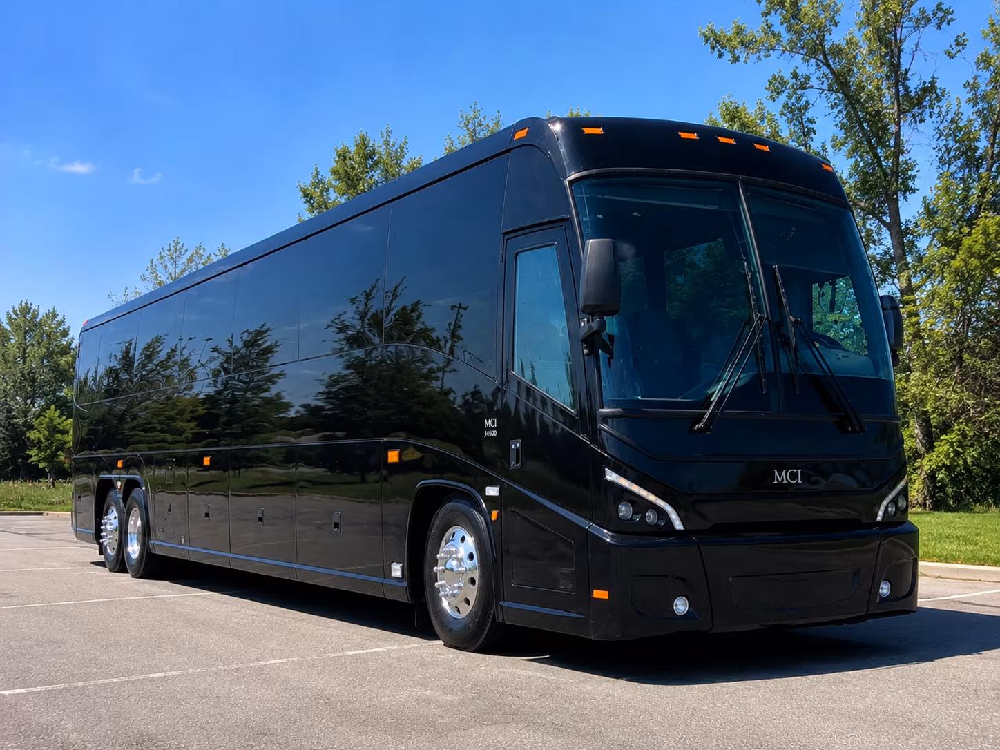 shuttle buses between modesto hotels and wedding venues